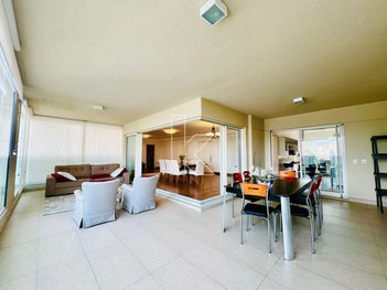 apartment em Avenida Hélio Pellegrino, Vila Nova Conceição - São Paulo - SP