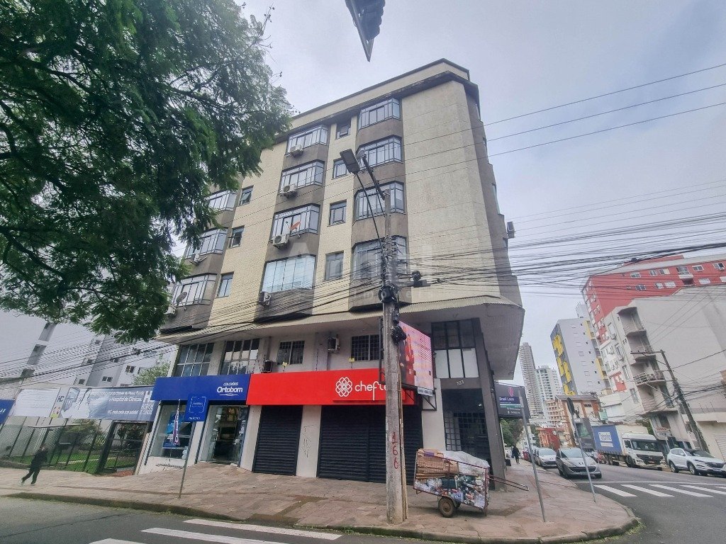 02 FACHADA