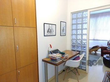 office em Doutor Flores, Centro Histórico - Porto Alegre - RS