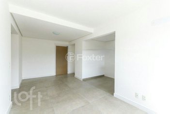 apartment em Praça Doutor Gastão Santos, Passo da Areia - Porto Alegre - RS