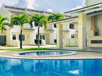 house em Travessa Lourdes Vidal Alves, Lagoa Redonda - Fortaleza - CE