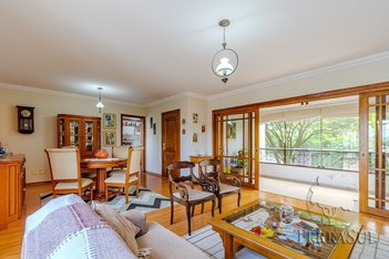 apartment em Rua Eurico Lara, Medianeira - Porto Alegre - RS