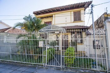 house em Rua Barão de Cerro Largo, Menino Deus - Porto Alegre - RS