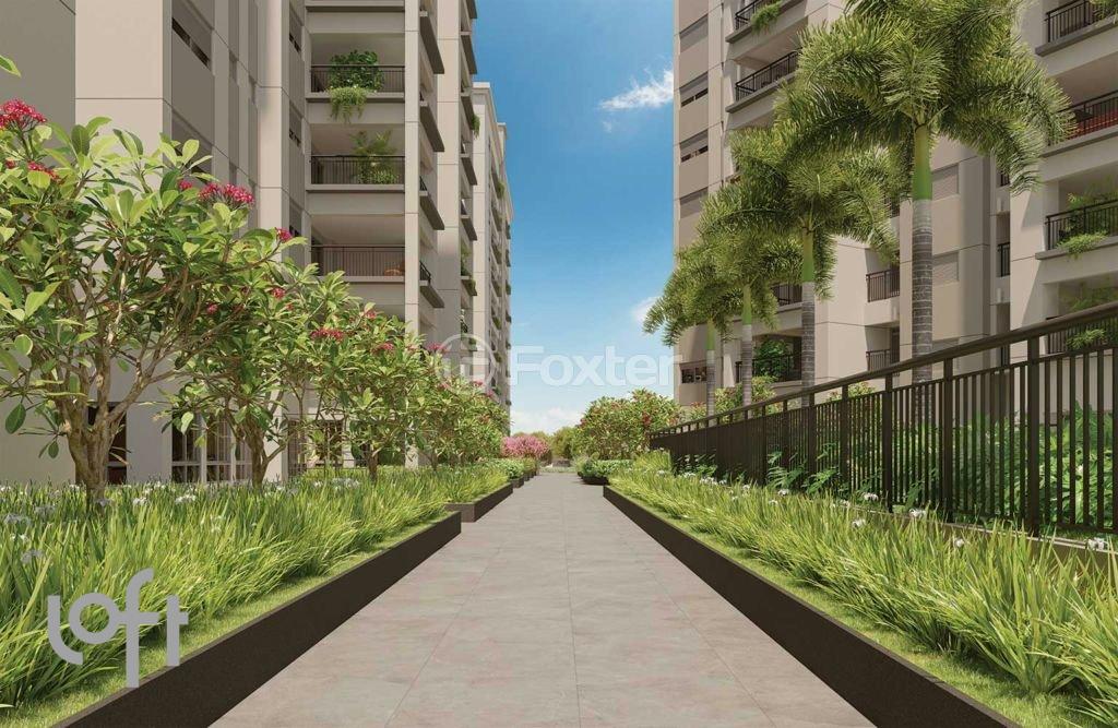 corredor-com-jardins-entre-torres