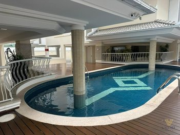 apartment em Avenida dos Dourados, Jurerê Internacional - Florianópolis - SC