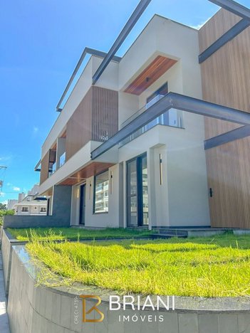 house em Rua das Piraúnas, Jurerê Internacional - Florianópolis - SC