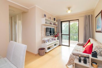 apartment em Rua Professor Carvalho Freitas, Teresópolis - Porto Alegre - RS