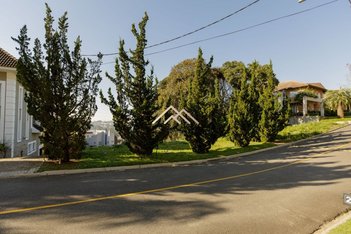 land_lot em Rua Doutor Mbá de Ferrante, São João - Curitiba - PR
