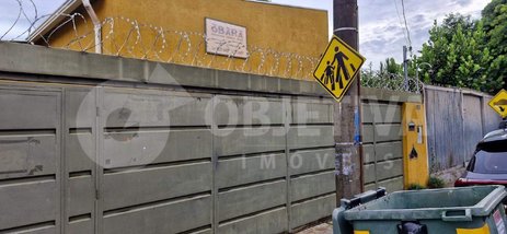 business em Avenida Araguari, Martins - Uberlândia - MG