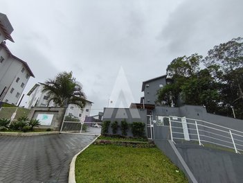 apartment em Rua Boehmerwald, Boehmerwald - Joinville - SC