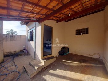 house em Rua Caetano Vidatto, Vila Paraíso (Rubião Junior) - Botucatu - SP