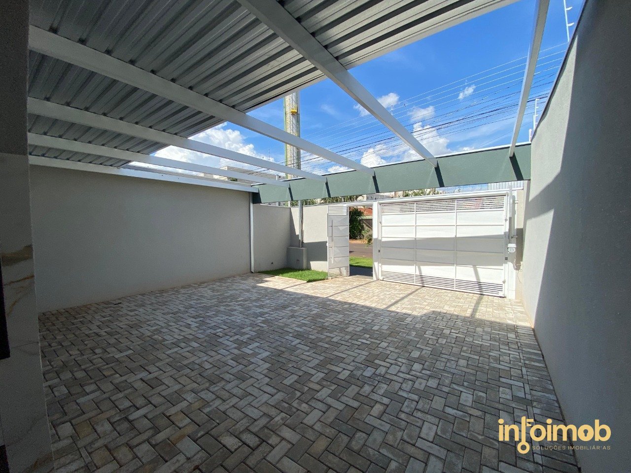 WhatsApp Image 2025-12-01 at 16.33