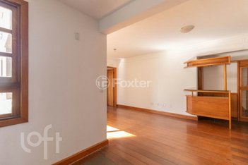 apartment em Rua Carlos Trein Filho, Auxiliadora - Porto Alegre - RS