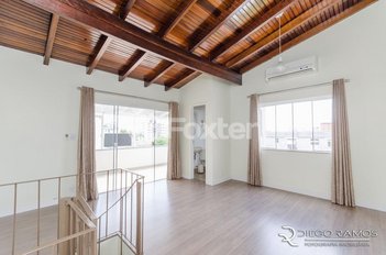 apartment em Rua Fagundes Varela, Santo Antônio - Porto Alegre - RS