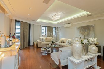 apartment em Avenida Iguaçu, Água Verde - Curitiba - PR