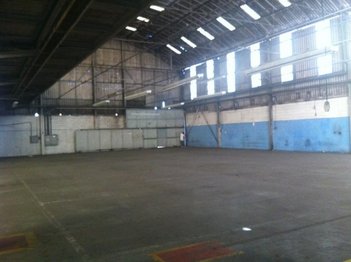 industrial em Avenida Prestes Maia, Centro - Diadema - SP