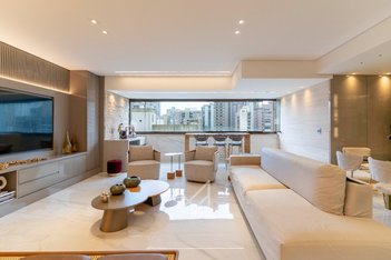 apartment em Rua Santa Catarina, Lourdes - Belo Horizonte - MG