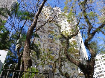 apartment em Rua Pascoal Vita, Vila Madalena - São Paulo - SP