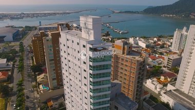 apartment em Rua Camboriú, Fazenda - Itajaí - SC