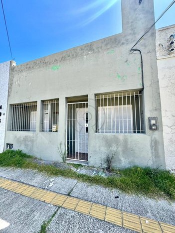 house em Rua República de Cuba, Frederico Ernesto Buchholz - Rio Grande - RS