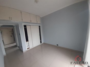 apartment em Rua Amador Bueno da Ribeira, Centro - São Vicente - SP