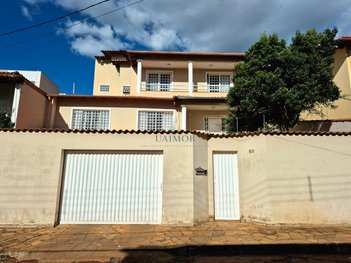 house em Rua Mariana Botelho Santos, Olaria - Lavras - MG