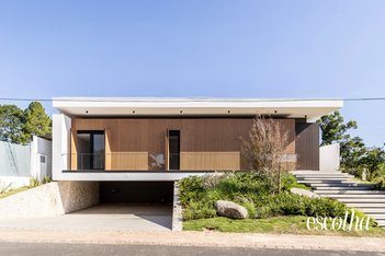 house em Avenida Juca Batista, Belém Novo - Porto Alegre - RS