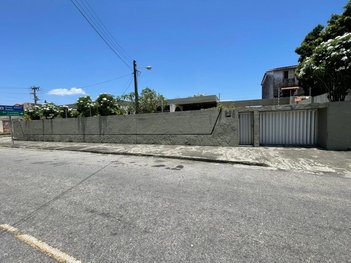 house em Rua Francisco Lorda, Parreão - Fortaleza - CE