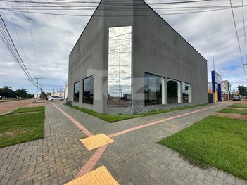 industrial em Avenida das Itaúbas, Jardim Celeste - Sinop - MT