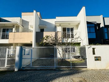 house em Rua dos Búzios, Bom Retiro - Joinville - SC