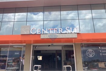 business em Avenida Engenheiro Roberto Freire, Ponta Negra - Natal - RN