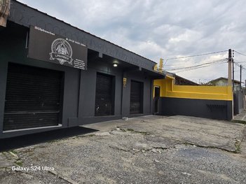 business em Rua Martins Fontes, Fazendinha - Curitiba - PR