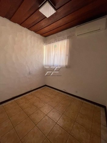 business em 09, Zona Central - Rio Claro - SP