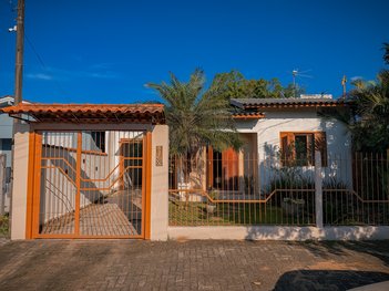 house em Rua Vinte de Setembro, Parque Netto - Portão - RS