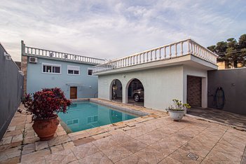house em Rua Miracema, Chácara das Pedras - Porto Alegre - RS