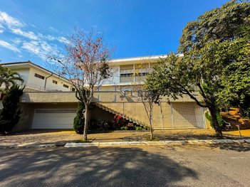 house em Rua Cássio Martins Vilaça, Pacaembu - São Paulo - SP