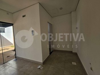 business em Avenida Nicomedes Alves dos Santos, Lídice - Uberlândia - MG