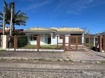 house em Rua Rio das Contas, Centro - Xangri-Lá - RS