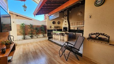 house em Rua Francisco de Melo Palheta, Conjunto Café - Londrina - PR