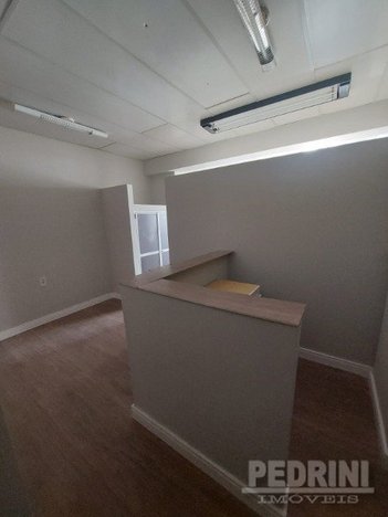 office em Rua General Andrade Neves, Centro Histórico - Porto Alegre - RS