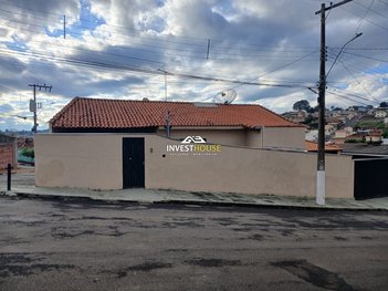 house em Rua Fernão Dias, Recreio dos Bandeirantes - Guaxupé - MG