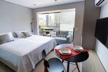 apartment em Rua Cardeal Arcoverde, Pinheiros - São Paulo - SP