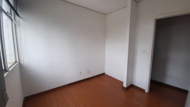 office em Praça Wenceslau Braz, Funcionários - Belo Horizonte - MG