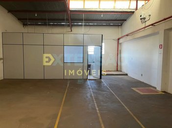 industrial em Rua Marechal Deodoro, Vila Carvalho - Araçatuba - SP