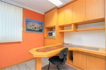 business em Marques do Pombal, Auxiliadora - Porto Alegre - RS