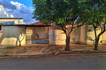 house em Rua Doutor Graça da Veiga, Jardim Bom Viver I - Lins - SP