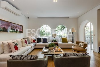 apartment em Alameda Joaquim Eugênio de Lima, Jardim Paulista - São Paulo - SP
