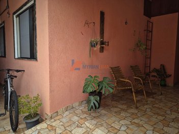 house em Rua Trinta e Quatro, Casa de Pedra - Volta Redonda - RJ