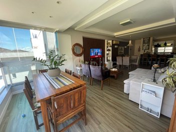 apartment em Rodovia Tertuliano Brito Xavier, Jurerê - Florianópolis - SC