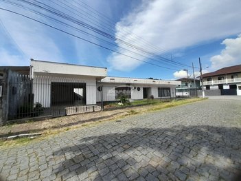 house em Rua Prefeito Leopoldo Schramm, Coloninha - Gaspar - SC